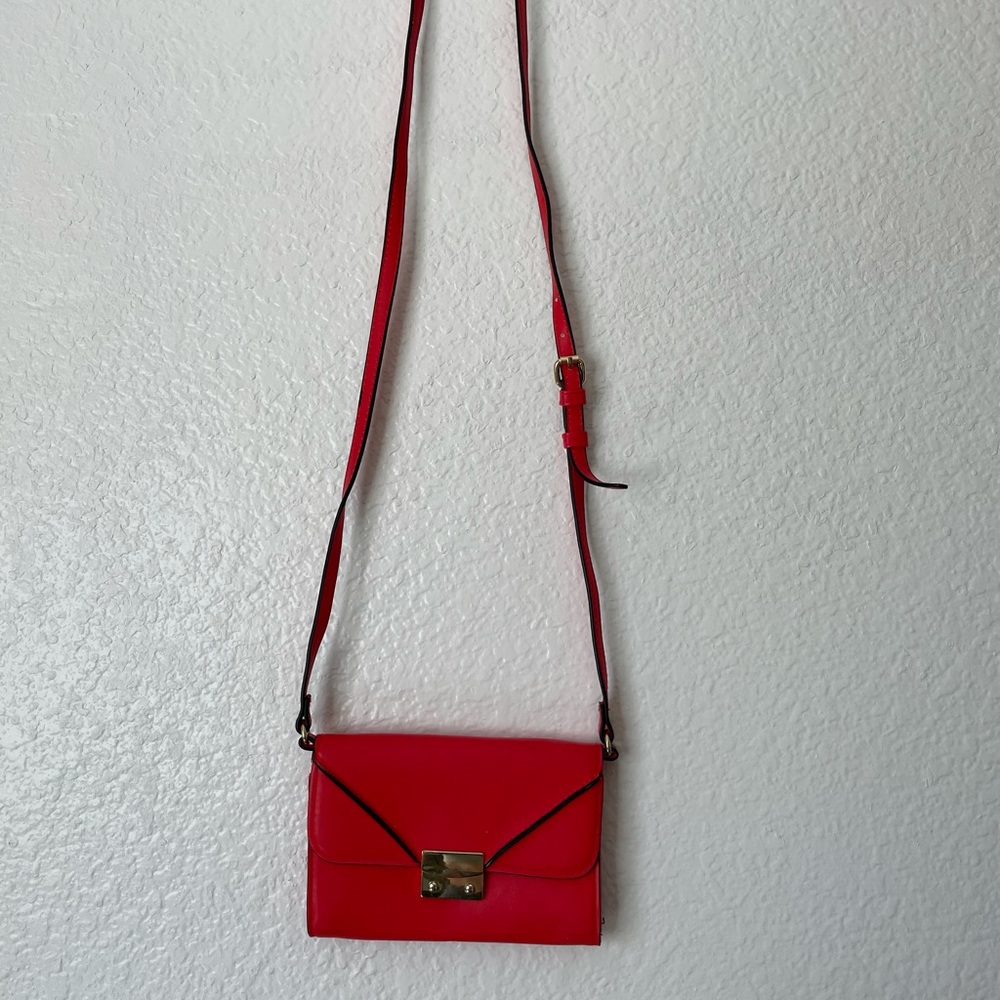 Crossbody bag